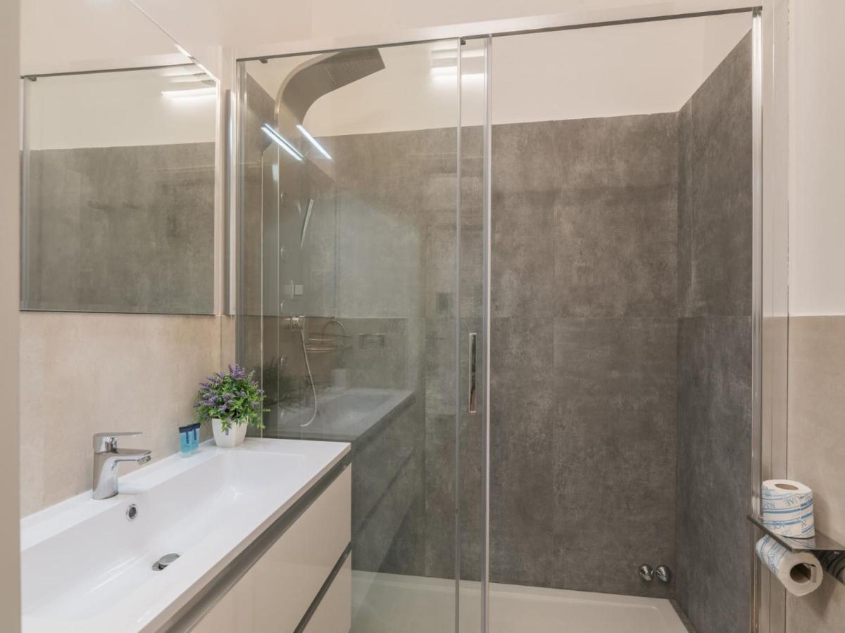 The Best Rent - Elegant Three-Bedroom Apartment A Few Steps From Fontana Di Trevi Exterior foto